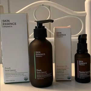 Skin Essence Organics Set NWT